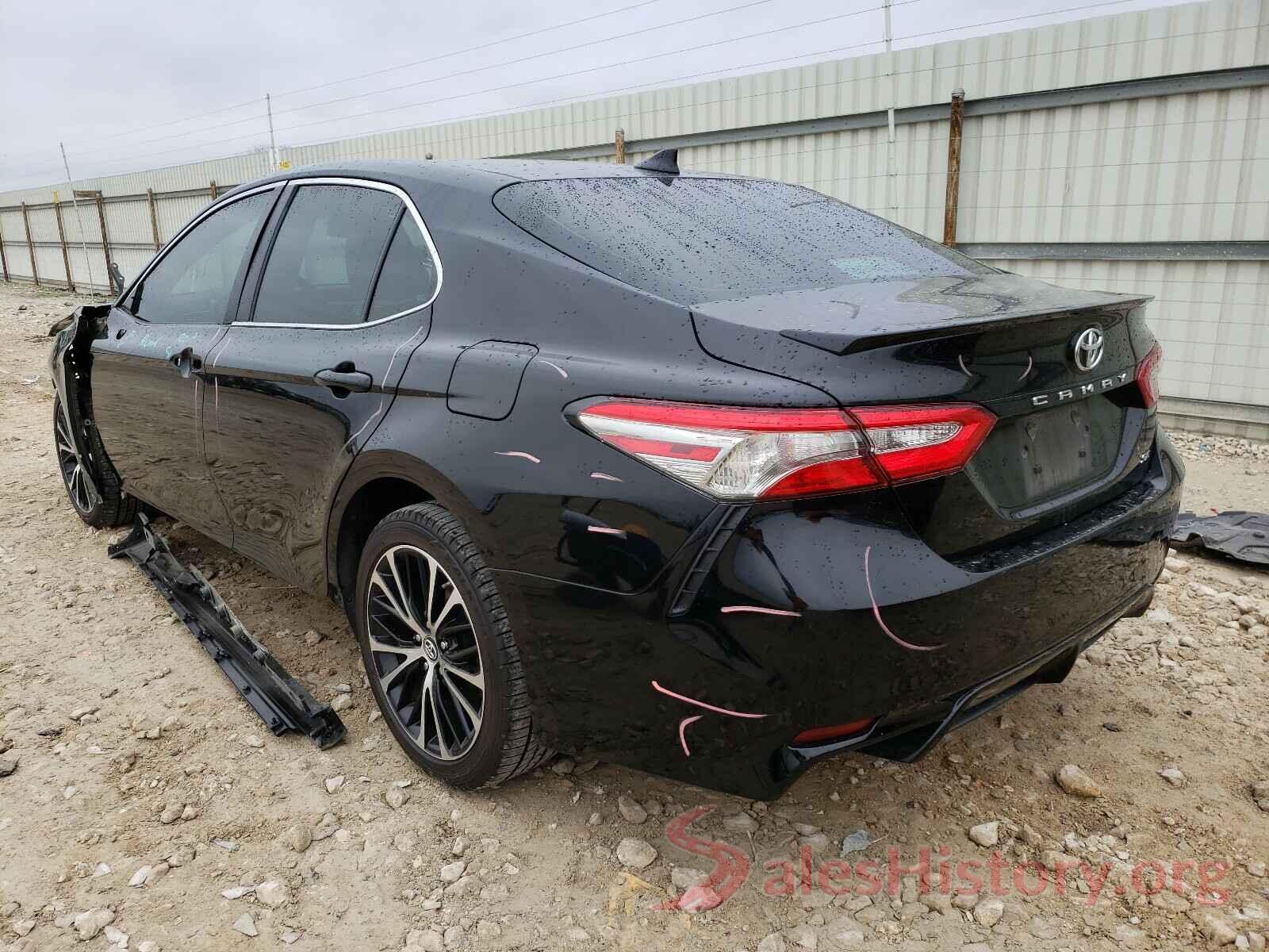 4T1B11HK2KU687717 2019 TOYOTA CAMRY