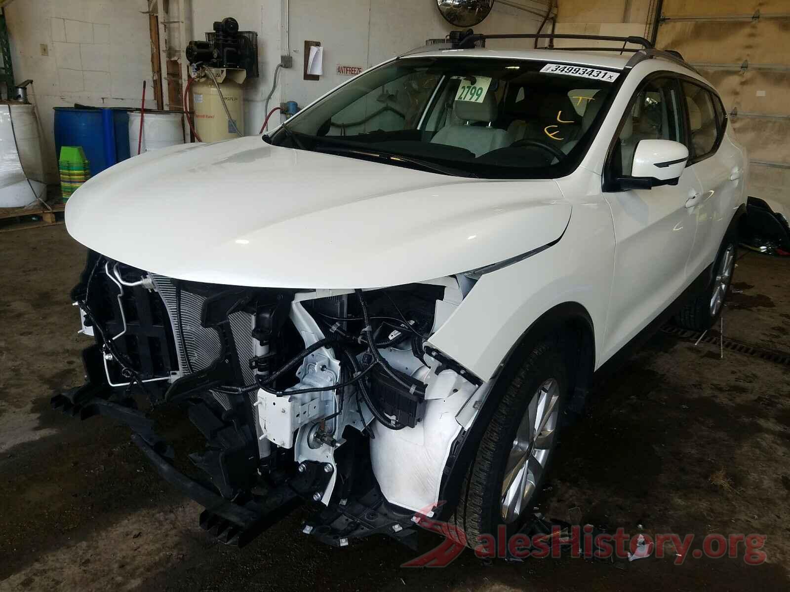 JN1BJ1CR0JW283796 2018 NISSAN ROGUE