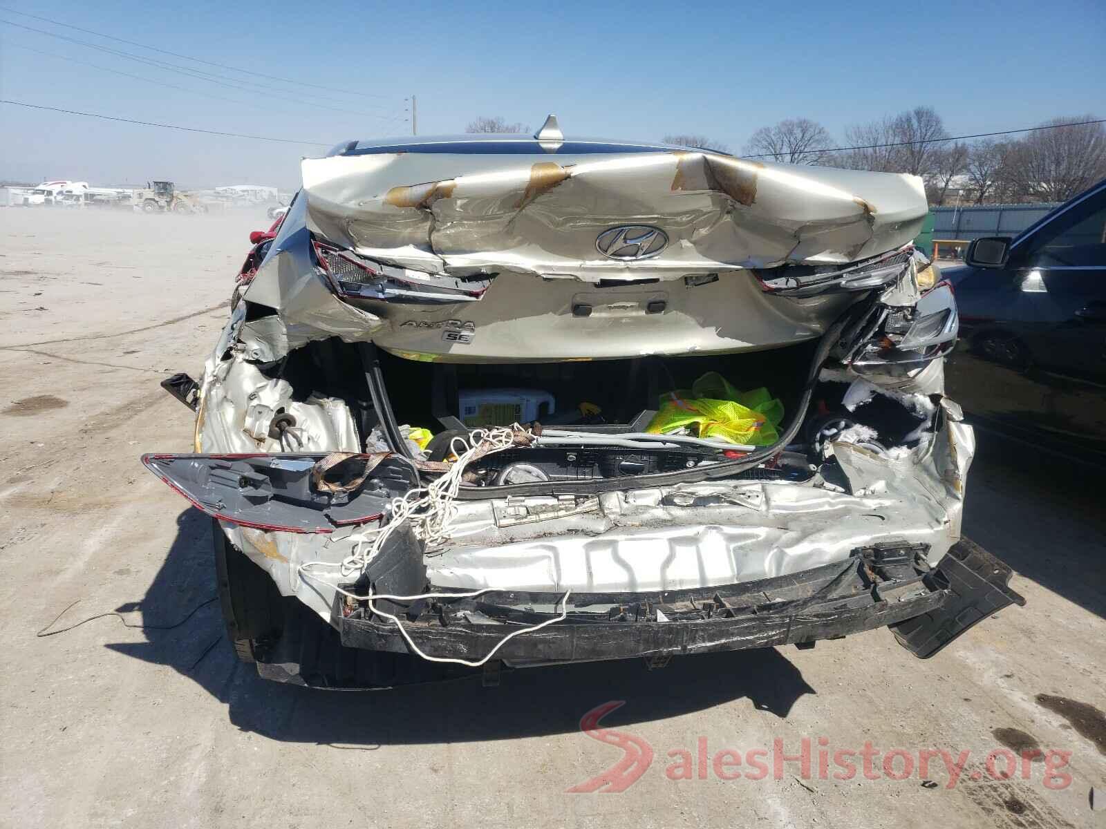 5NPD74LF6HH182208 2017 HYUNDAI ELANTRA