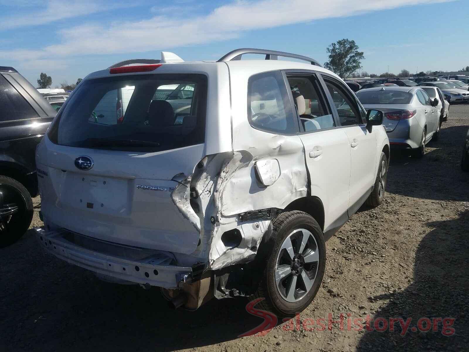 JF2SJABC6JH526026 2018 SUBARU FORESTER