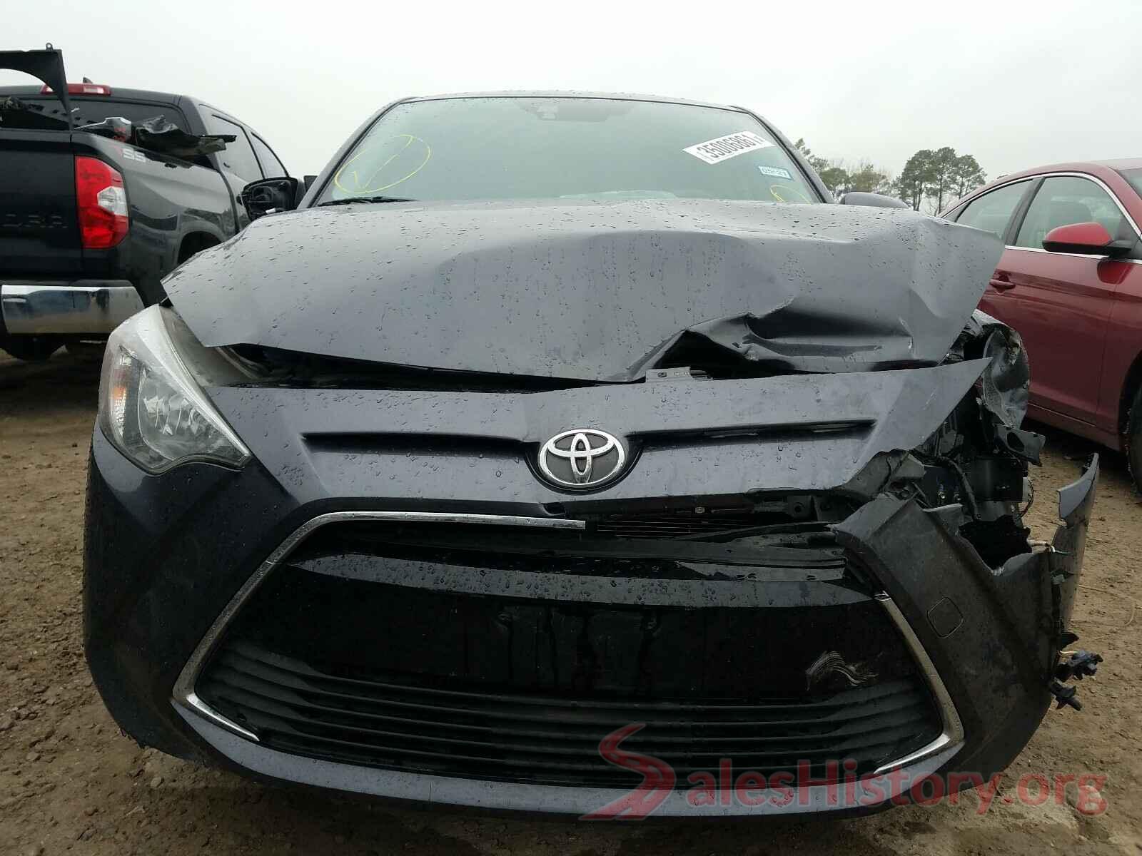 3MYDLBYV3JY318191 2018 TOYOTA YARIS