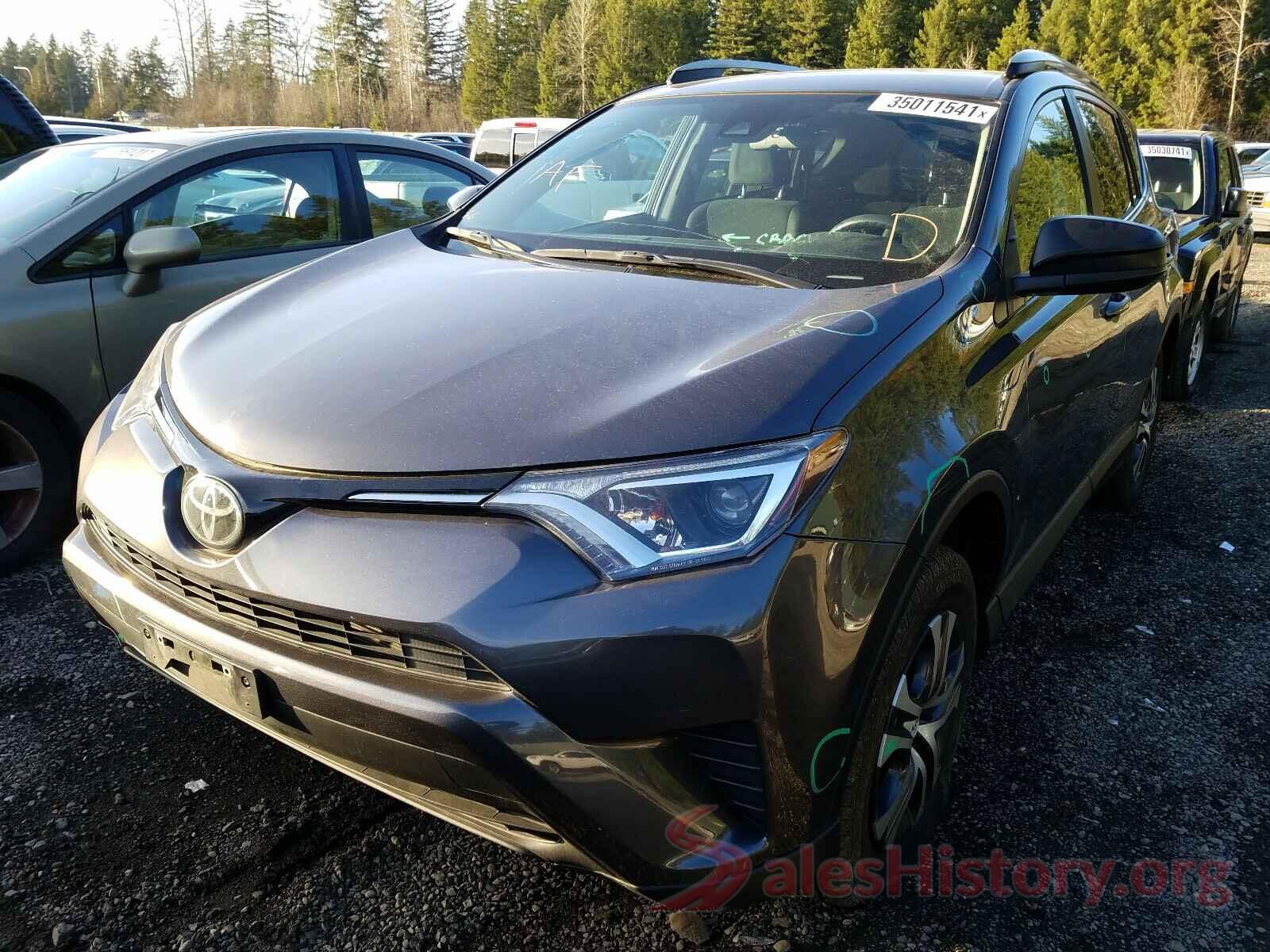 2T3BFREV7HW573162 2017 TOYOTA RAV4