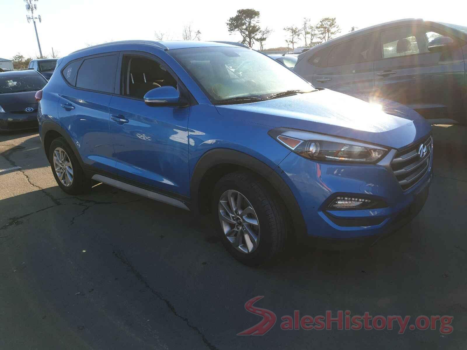 KM8J3CA45HU482866 2017 HYUNDAI TUCSON