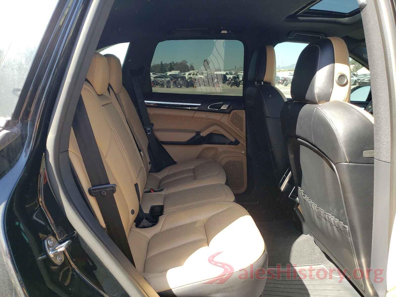 WP1AA2A22JKA01216 2018 PORSCHE CAYENNE