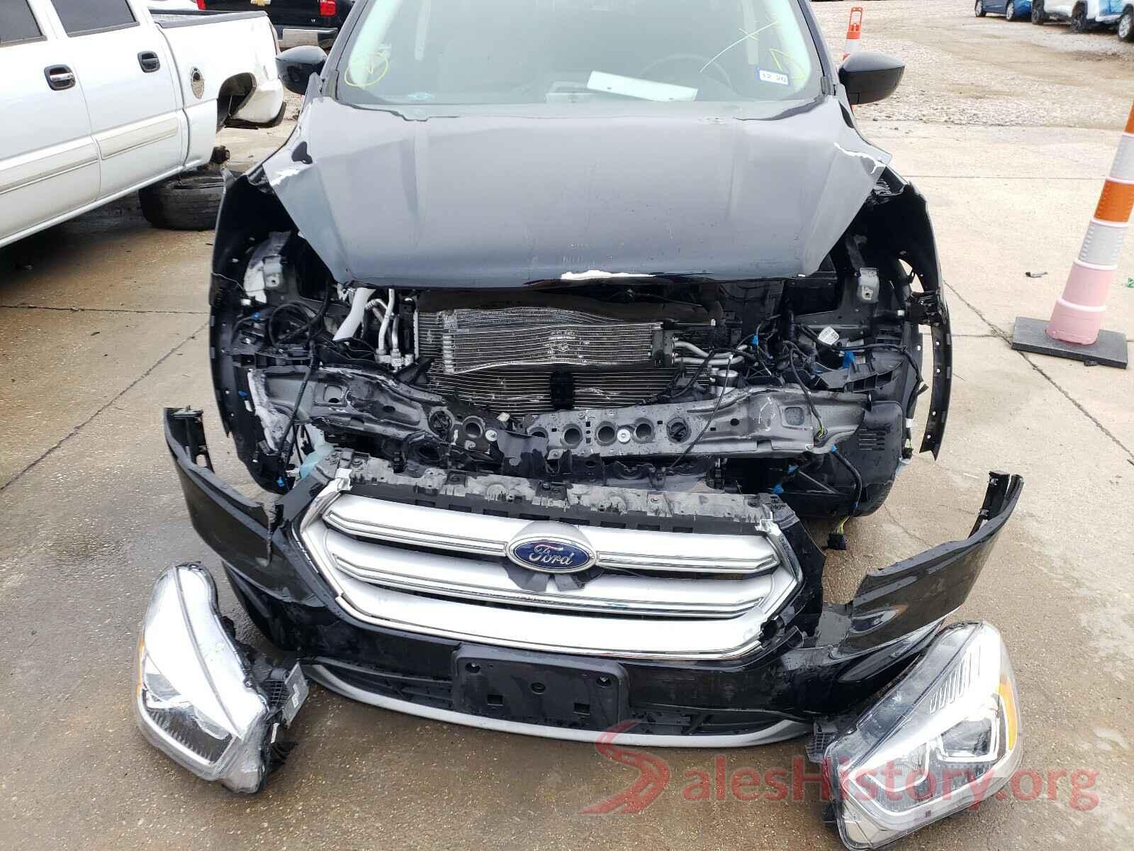 1FMCU0HD3JUD43271 2018 FORD ESCAPE