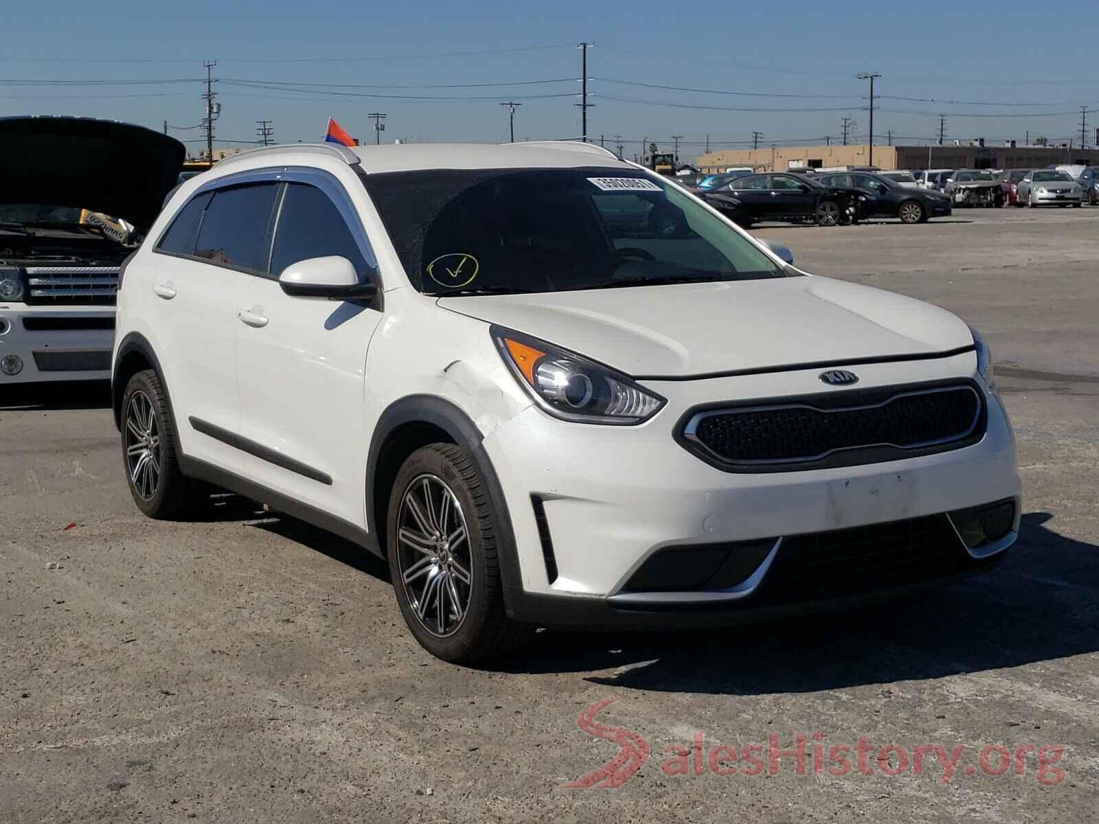 KNDCB3LC9K5317764 2019 KIA NIRO