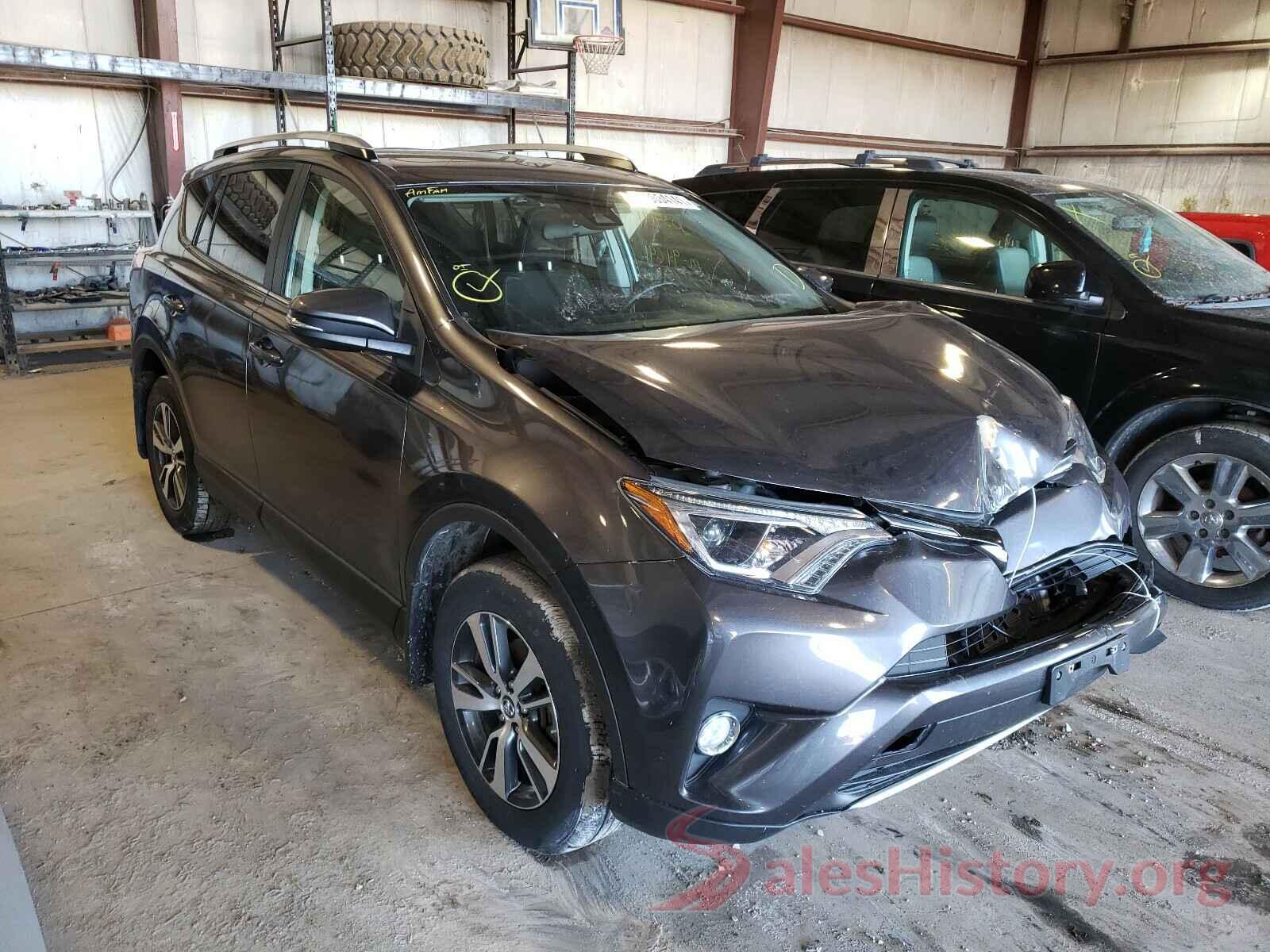 JTMRFREV2HJ701367 2017 TOYOTA RAV4