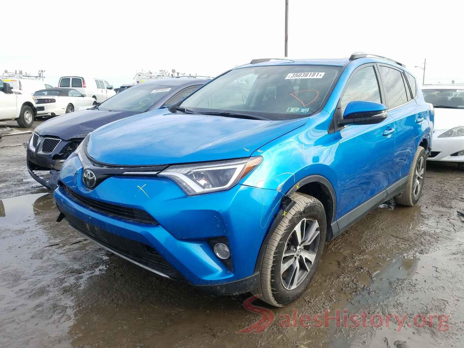 2T3RFREV2JW766310 2018 TOYOTA RAV4