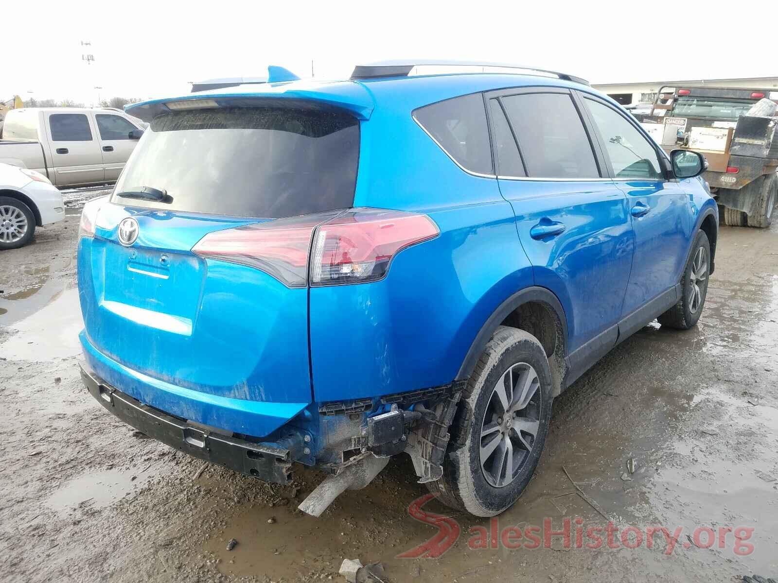 2T3RFREV2JW766310 2018 TOYOTA RAV4