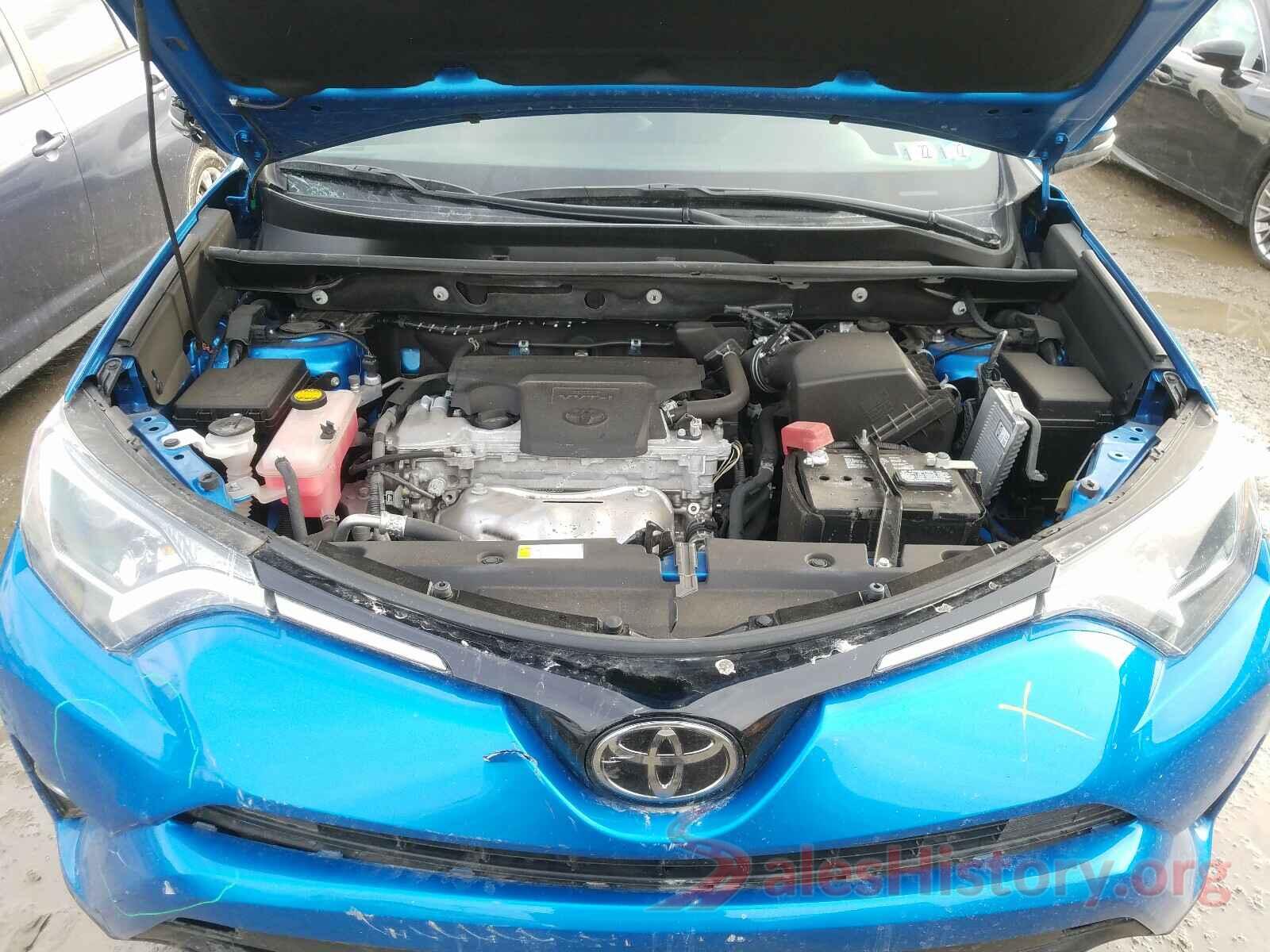 2T3RFREV2JW766310 2018 TOYOTA RAV4