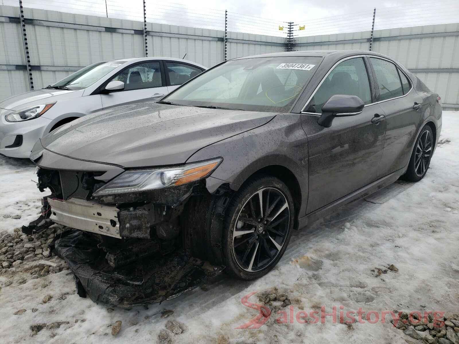 4T1B61HK0JU114184 2018 TOYOTA CAMRY