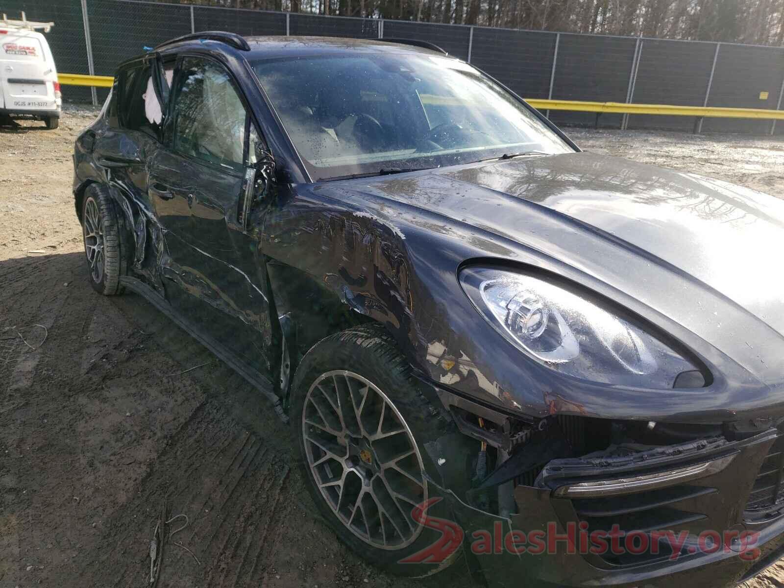 WP1AB2A50HLB10964 2017 PORSCHE MACAN