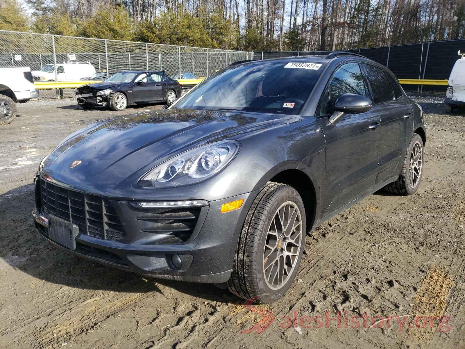 WP1AB2A50HLB10964 2017 PORSCHE MACAN