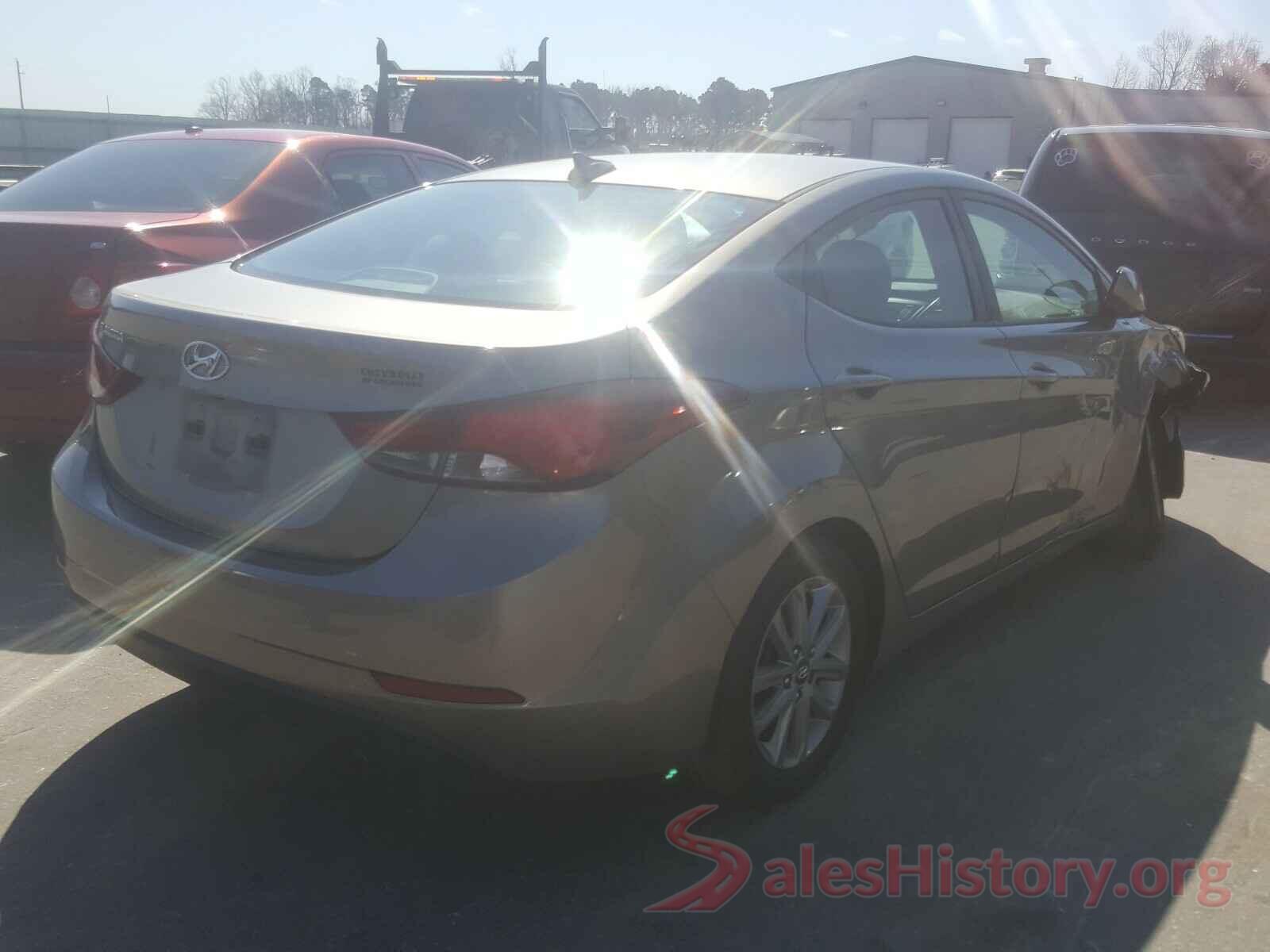 5NPDH4AE2GH763209 2016 HYUNDAI ELANTRA