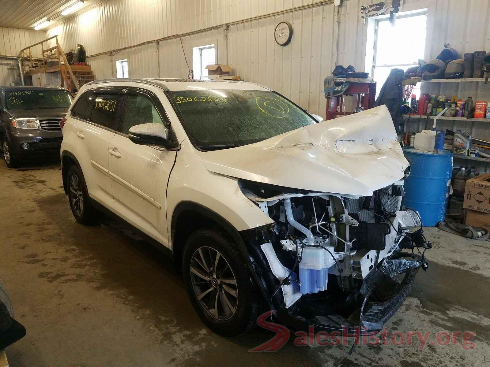 5TDJZRFHXKS566131 2019 TOYOTA HIGHLANDER