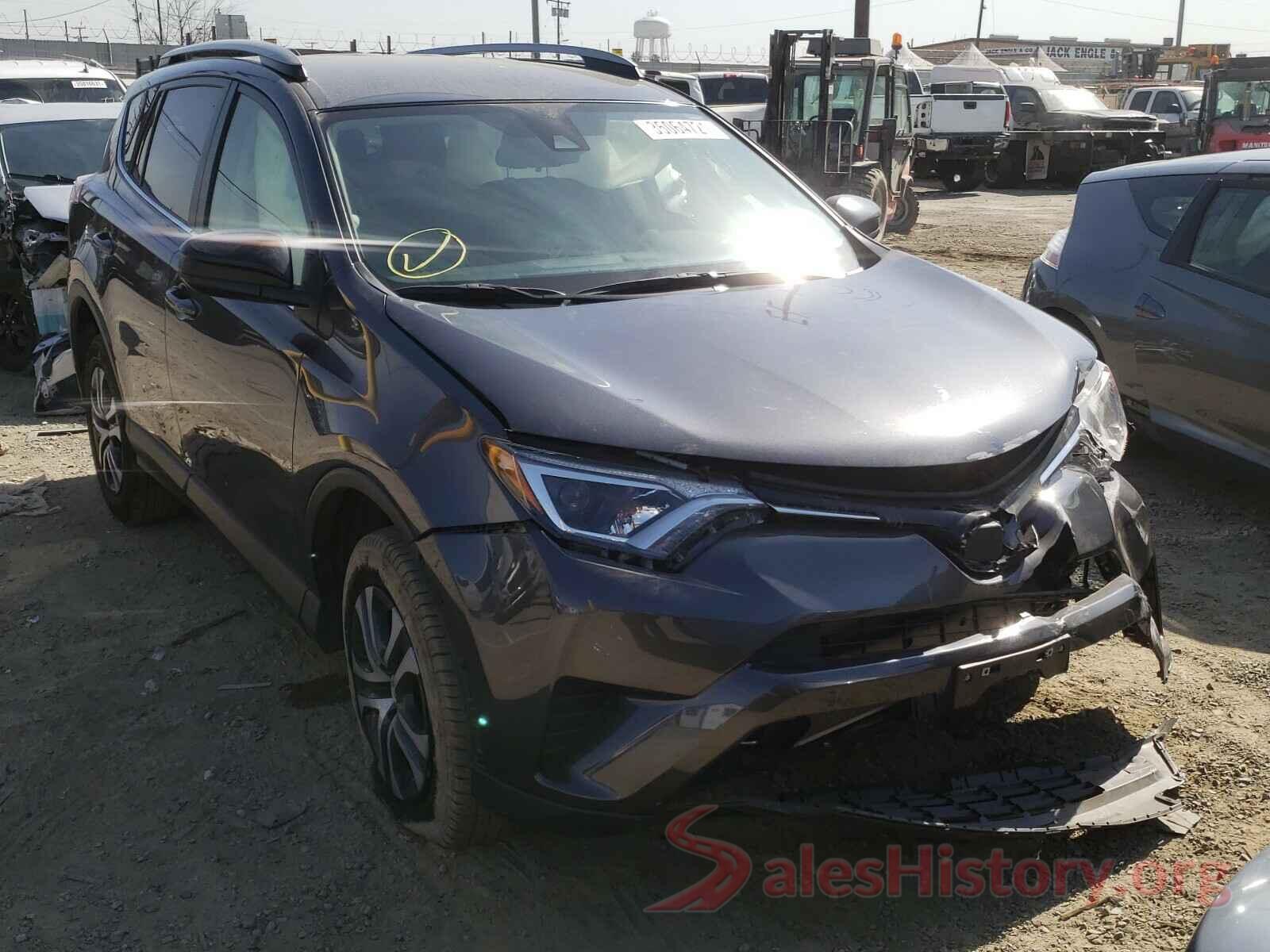 JTMZFREV8JJ208587 2018 TOYOTA RAV4