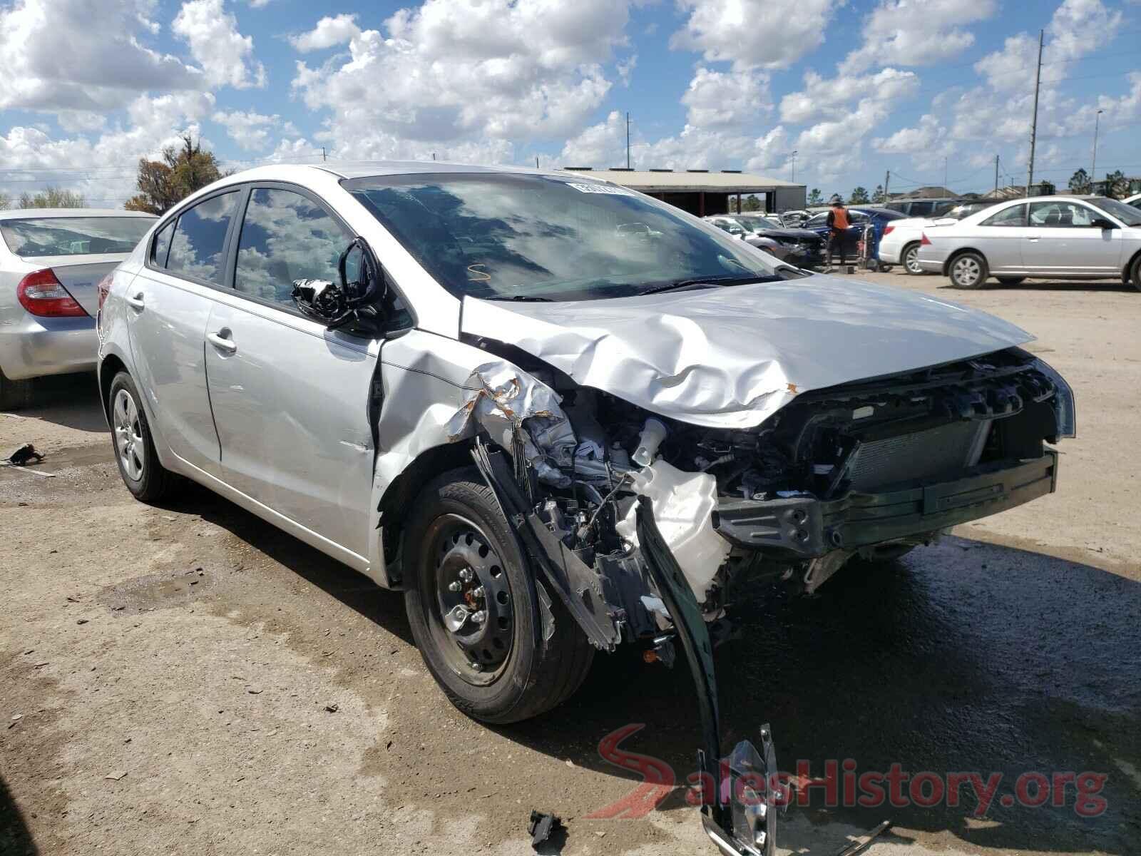 3KPFK4A74JE284667 2018 KIA FORTE