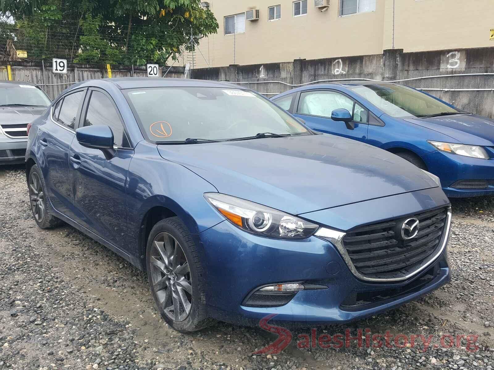 3MZBN1V31JM217751 2018 MAZDA 3