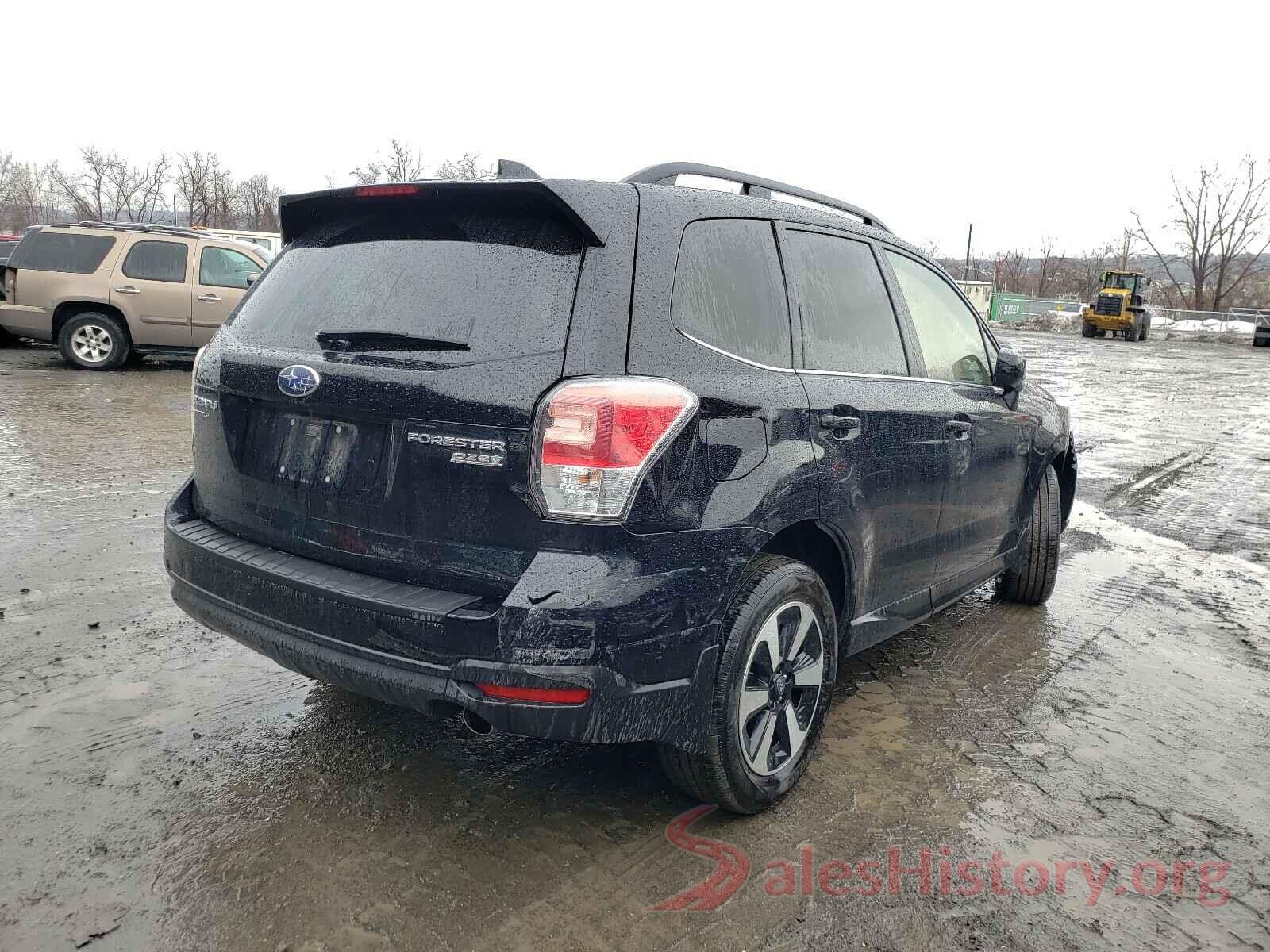 JF2SJAJC1HH420918 2017 SUBARU FORESTER