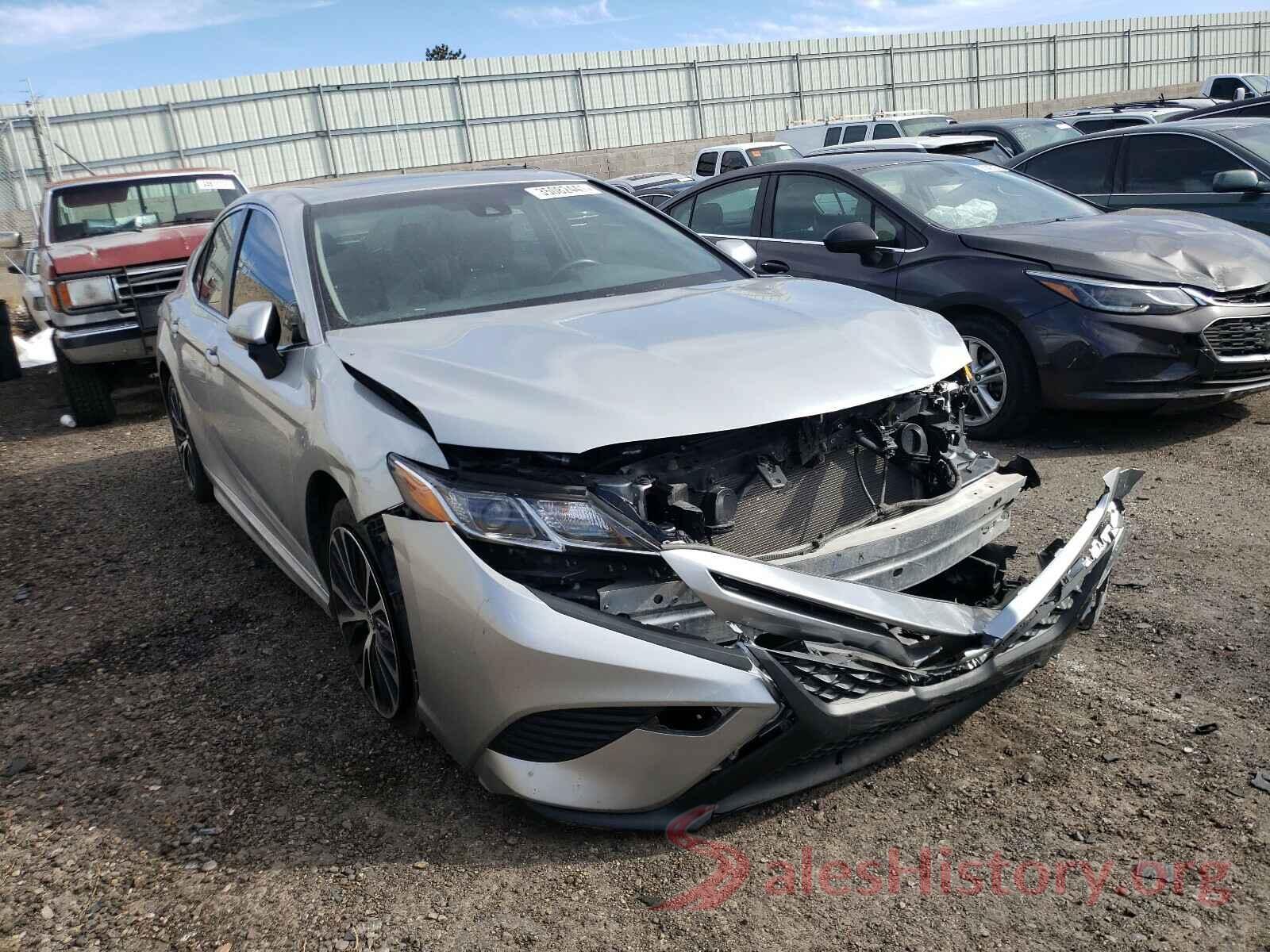 JTNB11HK4J3036075 2018 TOYOTA CAMRY