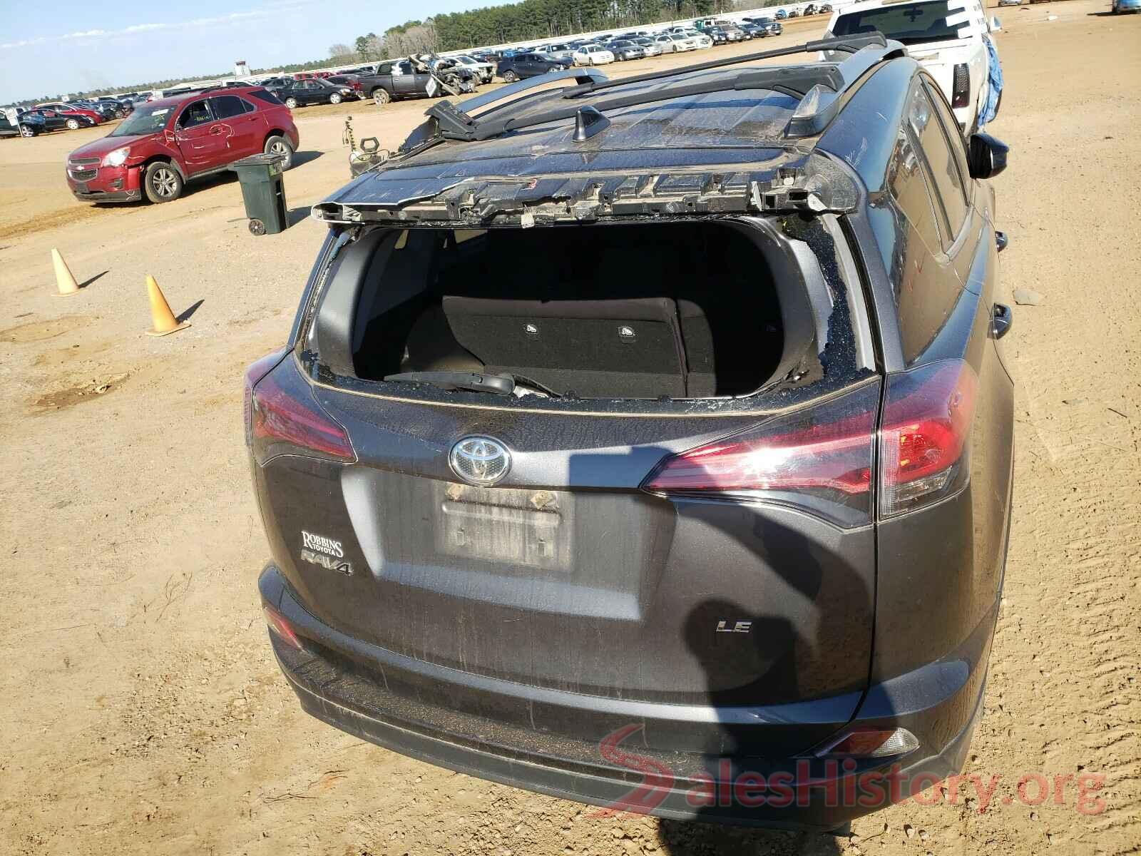 JTMZFREV4JJ753671 2018 TOYOTA RAV4