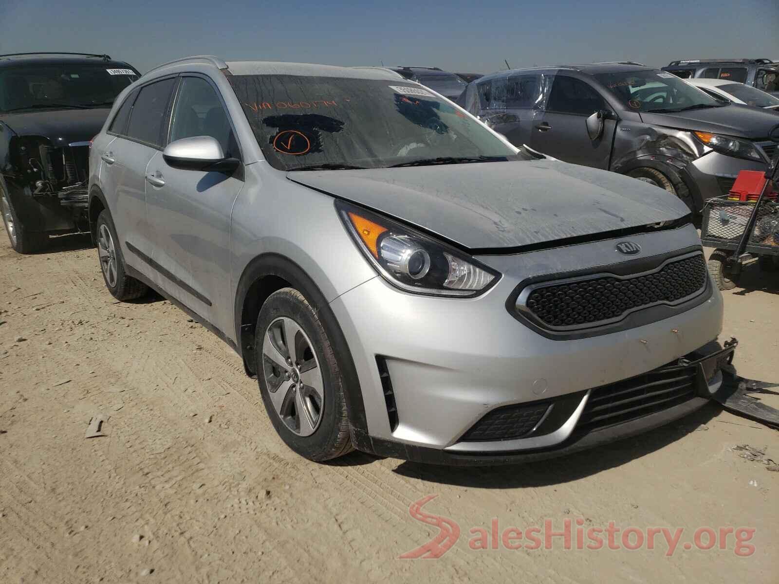 KNDCB3LC5H5060174 2017 KIA NIRO