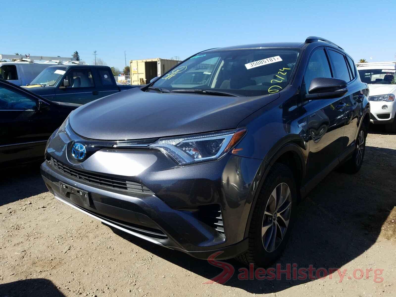 JTMRJREV3JD231725 2018 TOYOTA RAV4