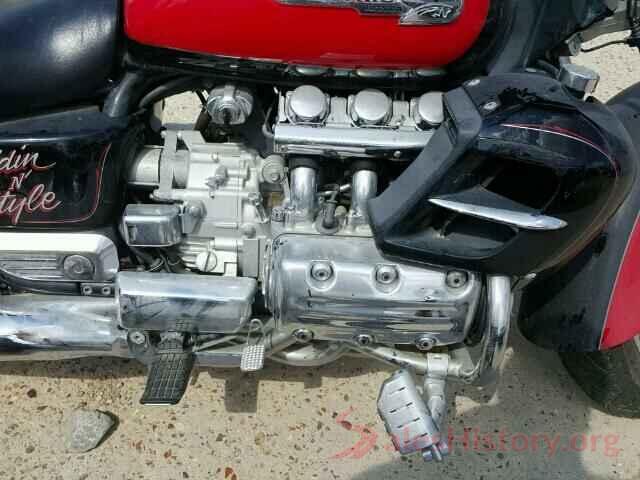 1HFSC4105YA101777 2000 HONDA GL CYCLE