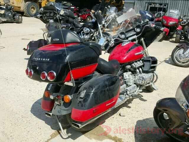 1HFSC4105YA101777 2000 HONDA GL CYCLE