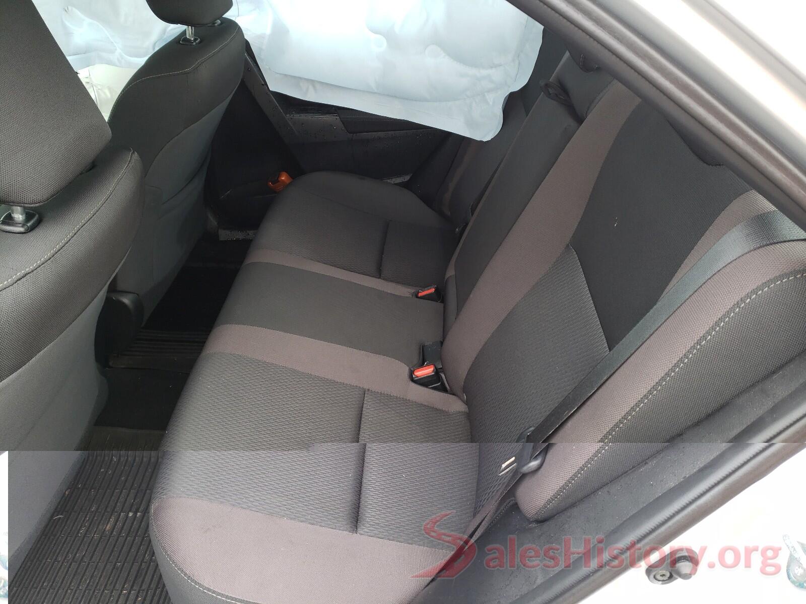 2T1BURHE2KC129884 2019 TOYOTA COROLLA