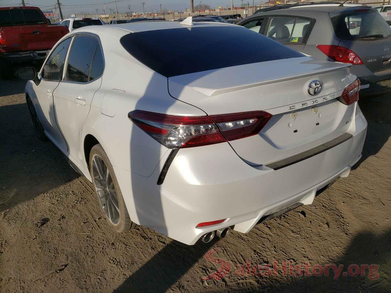 4T1B61HK0KU681982 2019 TOYOTA CAMRY