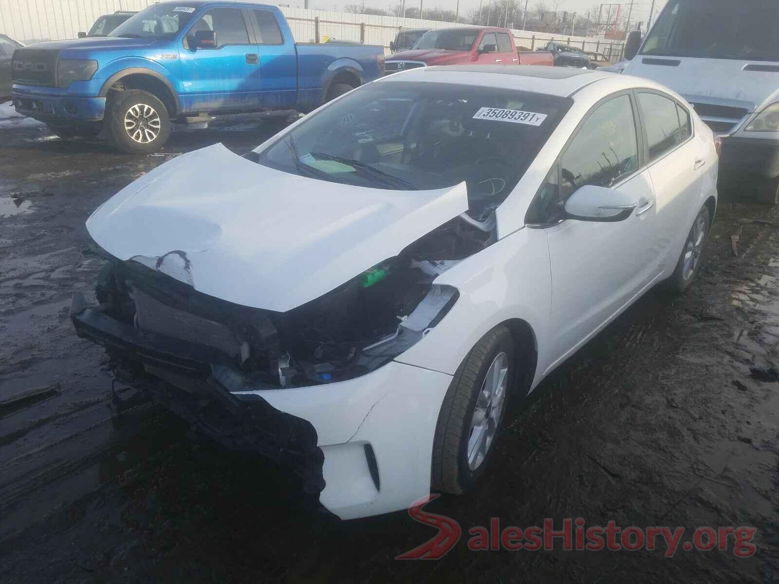 3KPFL4A75HE058323 2017 KIA FORTE