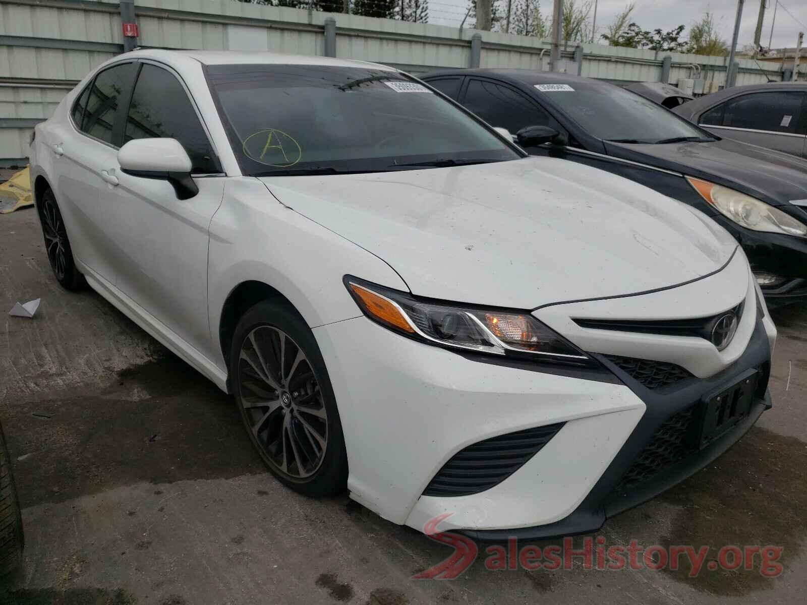 4T1B11HK0JU606969 2018 TOYOTA CAMRY