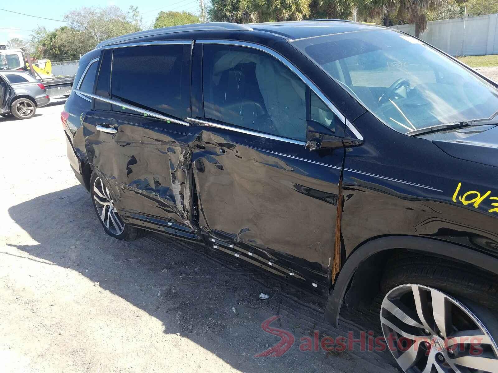 5FNYF5H93JB012700 2018 HONDA PILOT