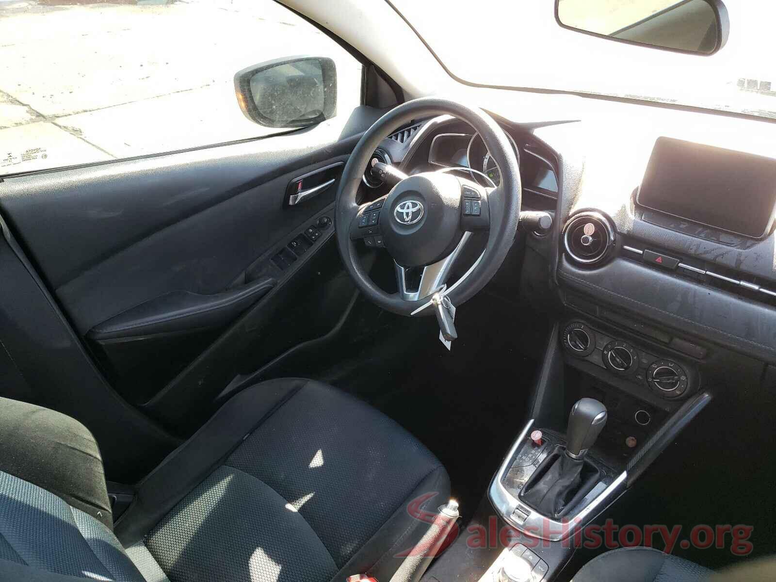 3MYDLBYV2HY154040 2017 TOYOTA YARIS