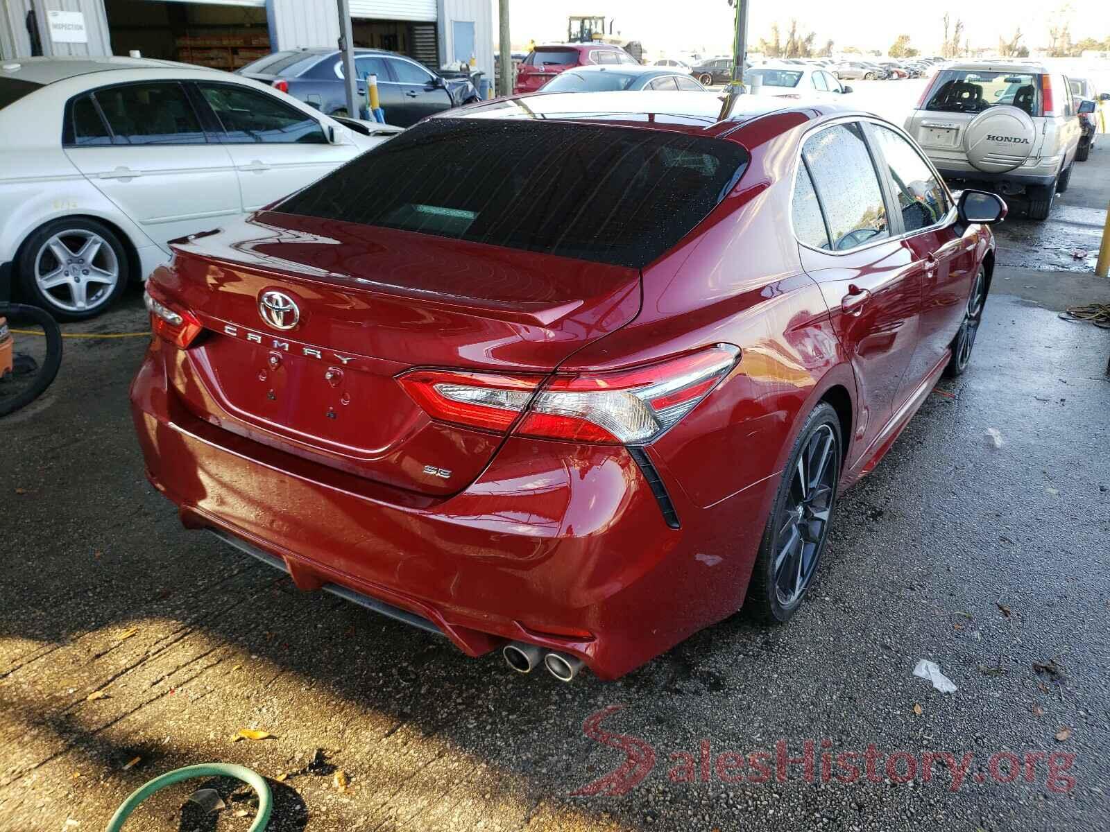 4T1B11HK9JU574670 2018 TOYOTA CAMRY