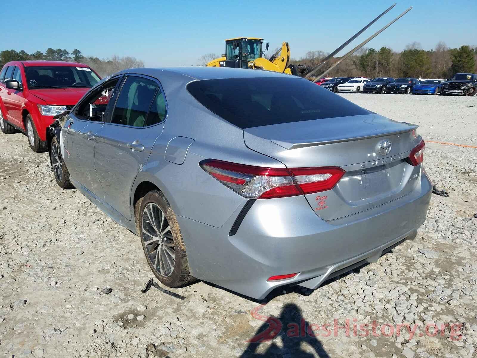 4T1B11HK6JU563805 2018 TOYOTA CAMRY