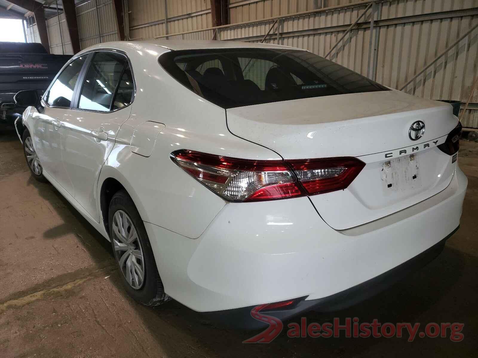 4T1B11HK3JU080997 2018 TOYOTA CAMRY