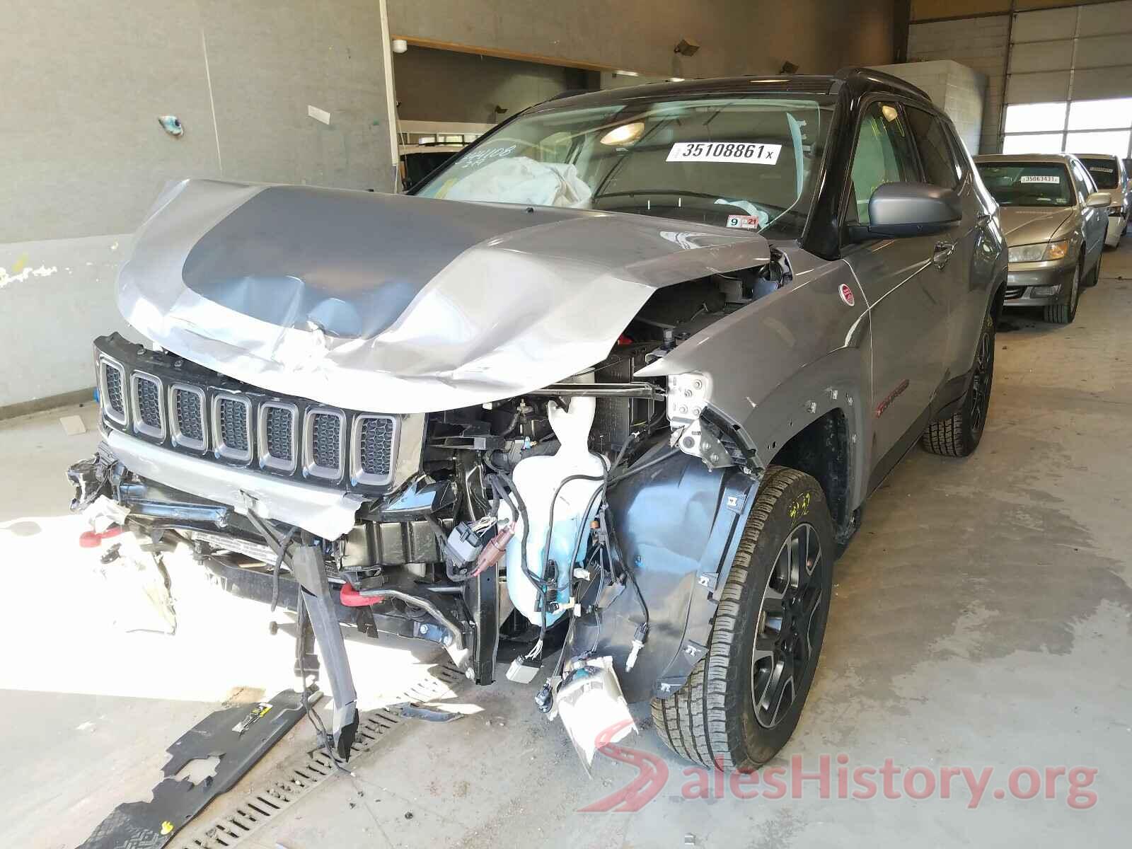 3C4NJDDB4KT748049 2019 JEEP COMPASS