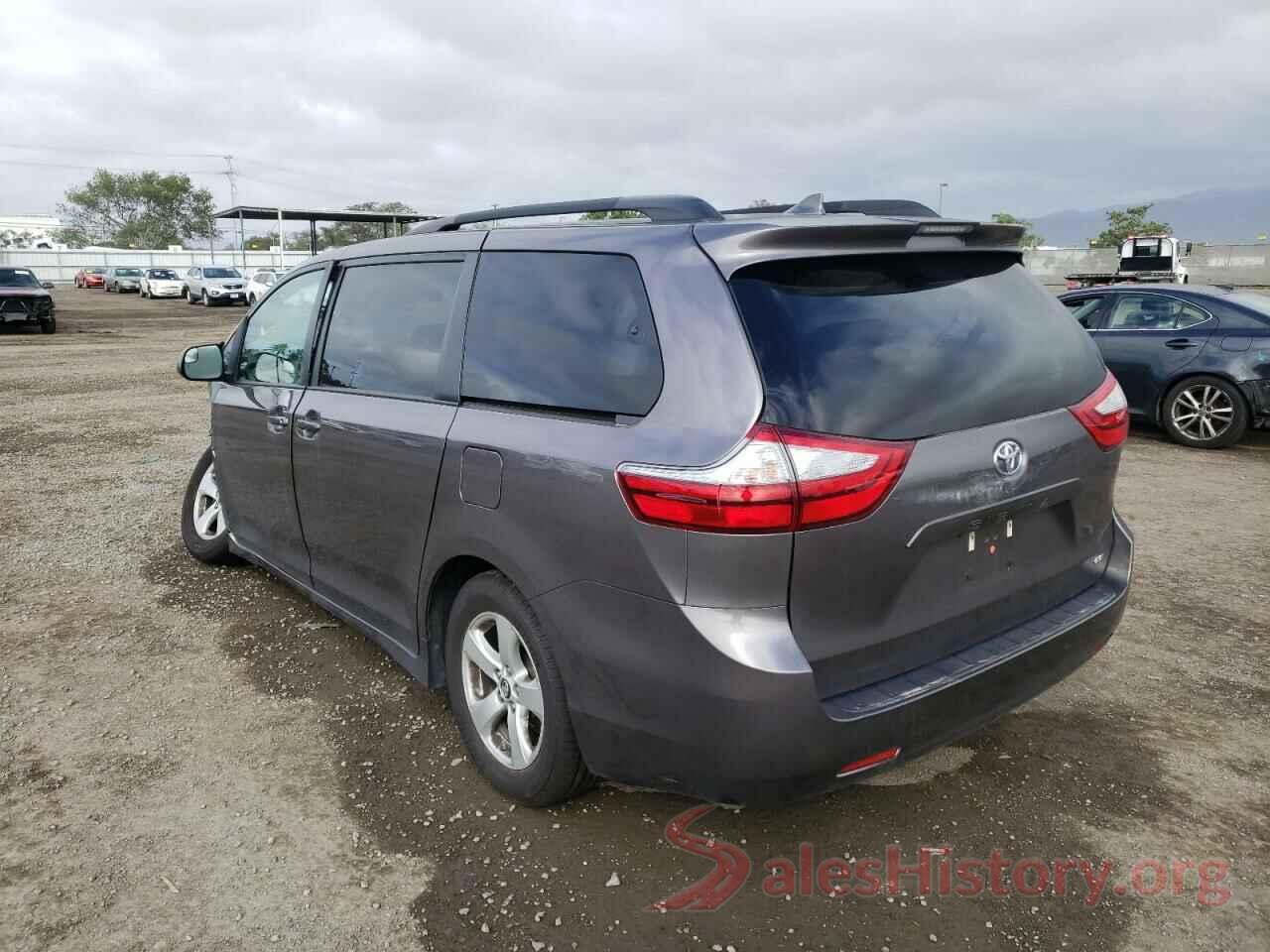 5TDKZ3DC8KS003040 2019 TOYOTA SIENNA