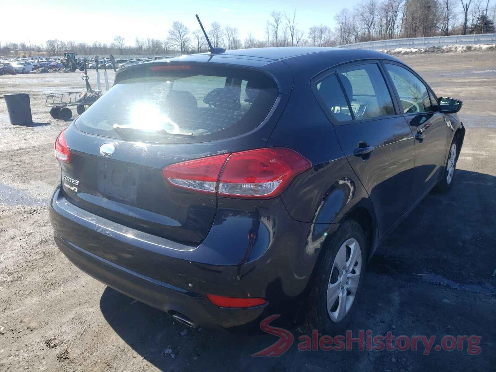 KNAFK5A85H5677823 2017 KIA FORTE