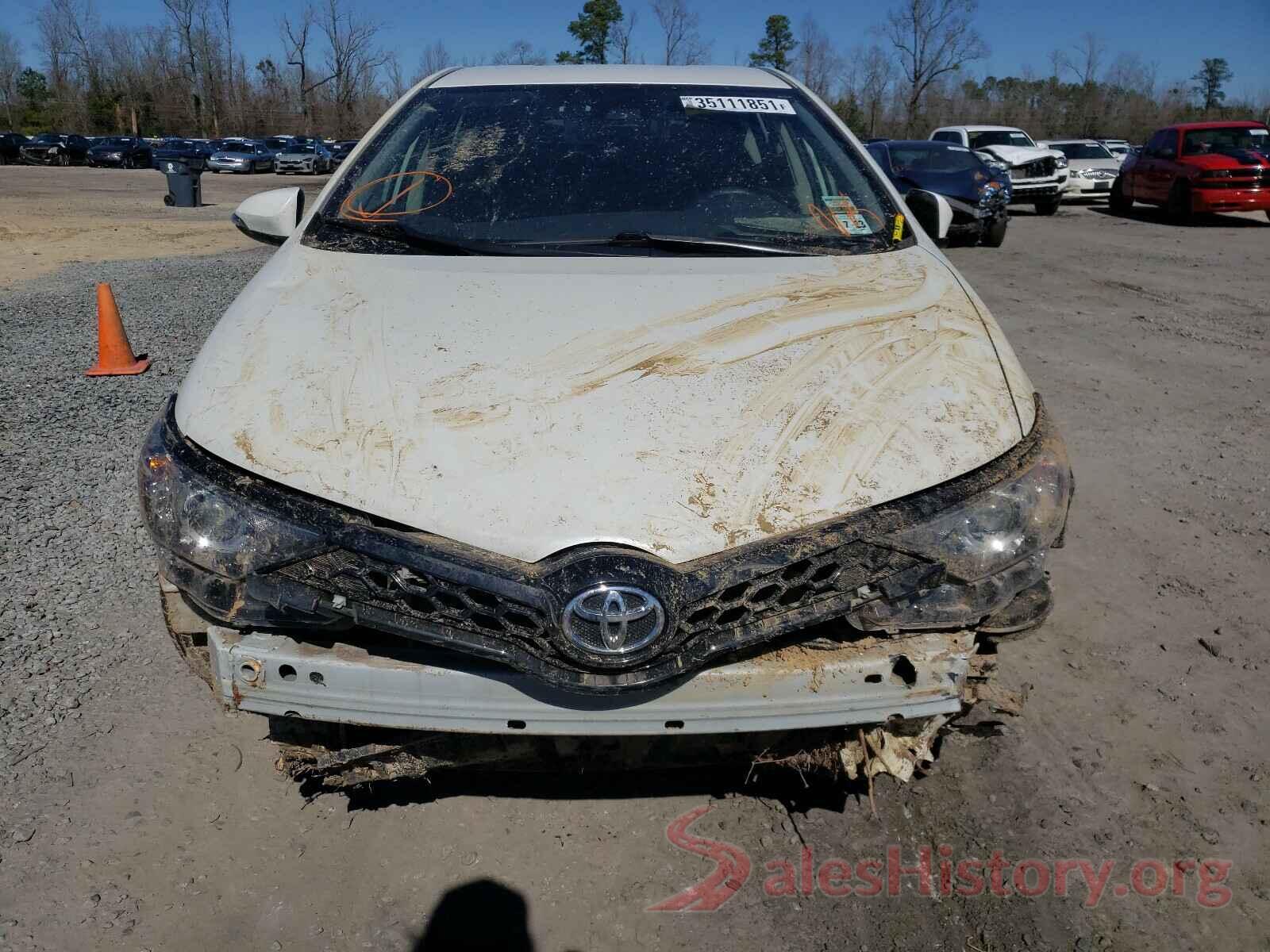 JTNKARJE8JJ570131 2018 TOYOTA COROLLA