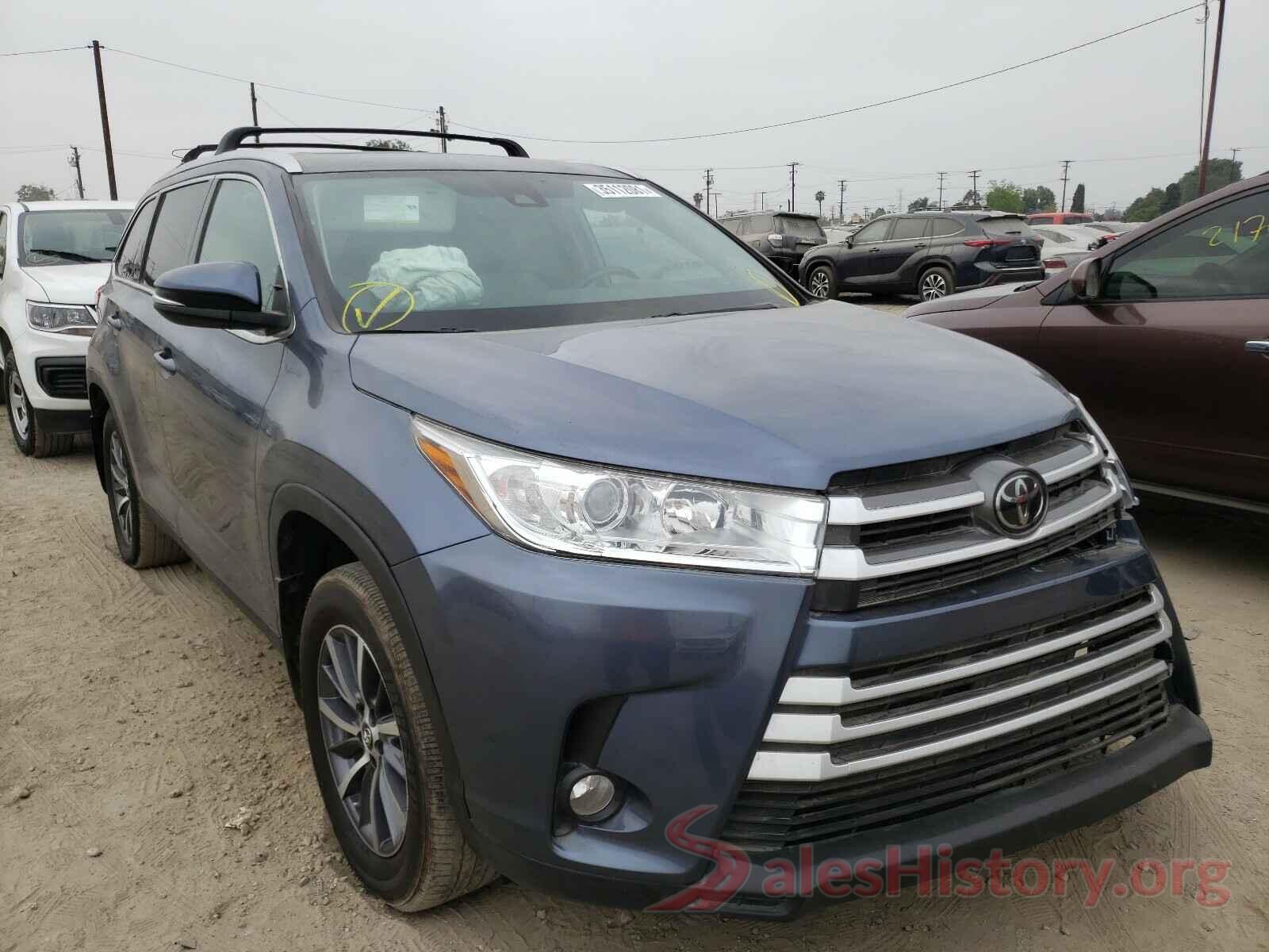 5TDJZRFH4KS921682 2019 TOYOTA HIGHLANDER