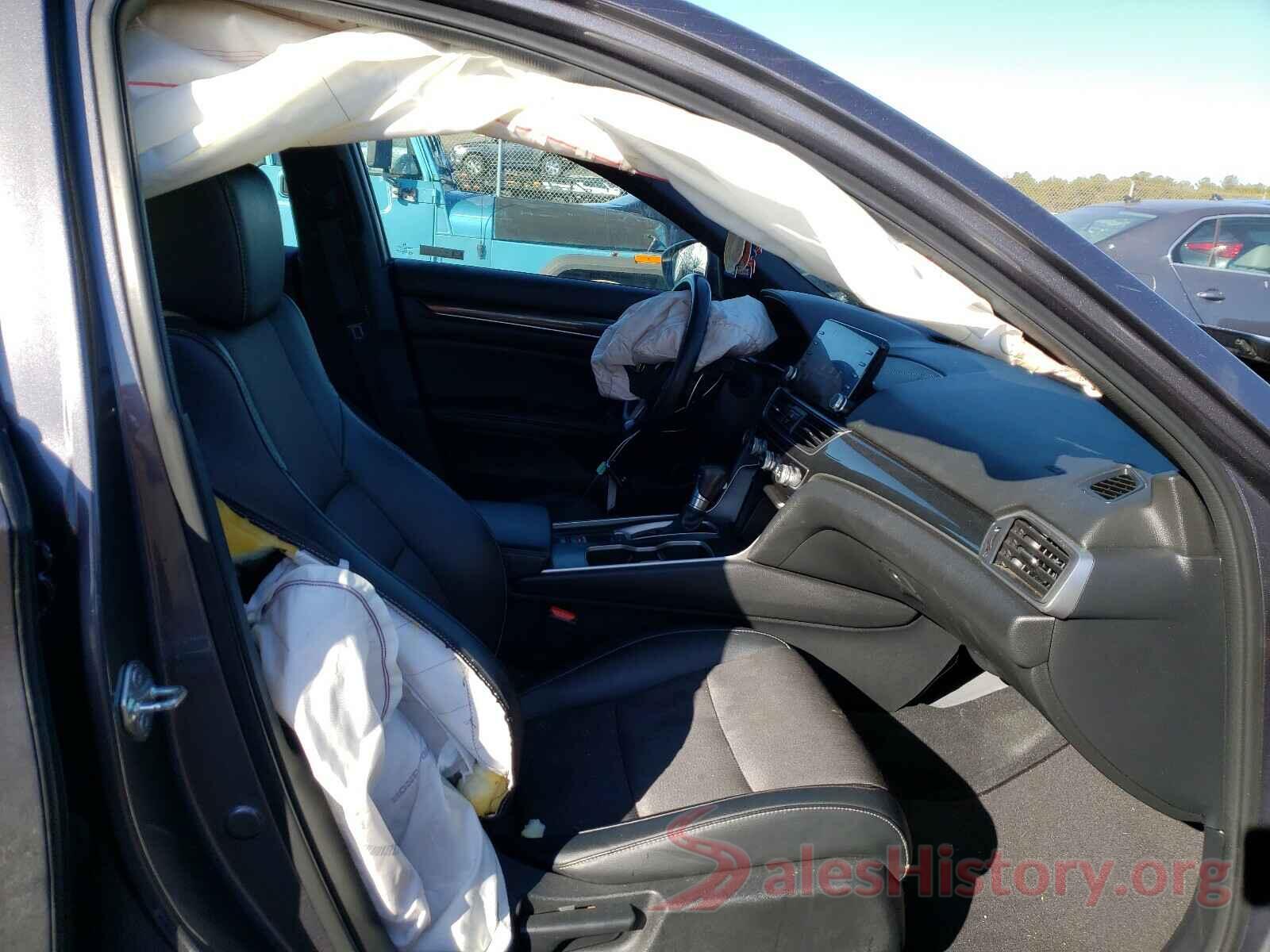 1HGCV1F35JA163116 2018 HONDA ACCORD