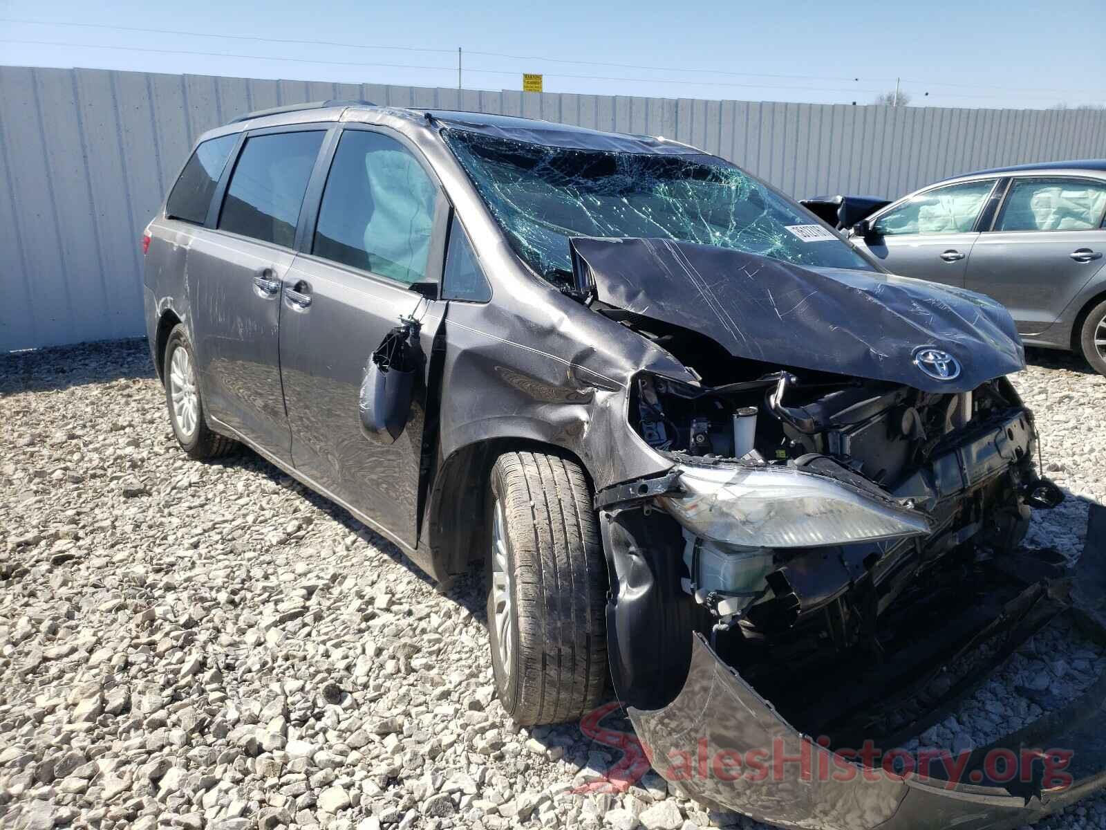 5TDYZ3DC5HS841819 2017 TOYOTA SIENNA