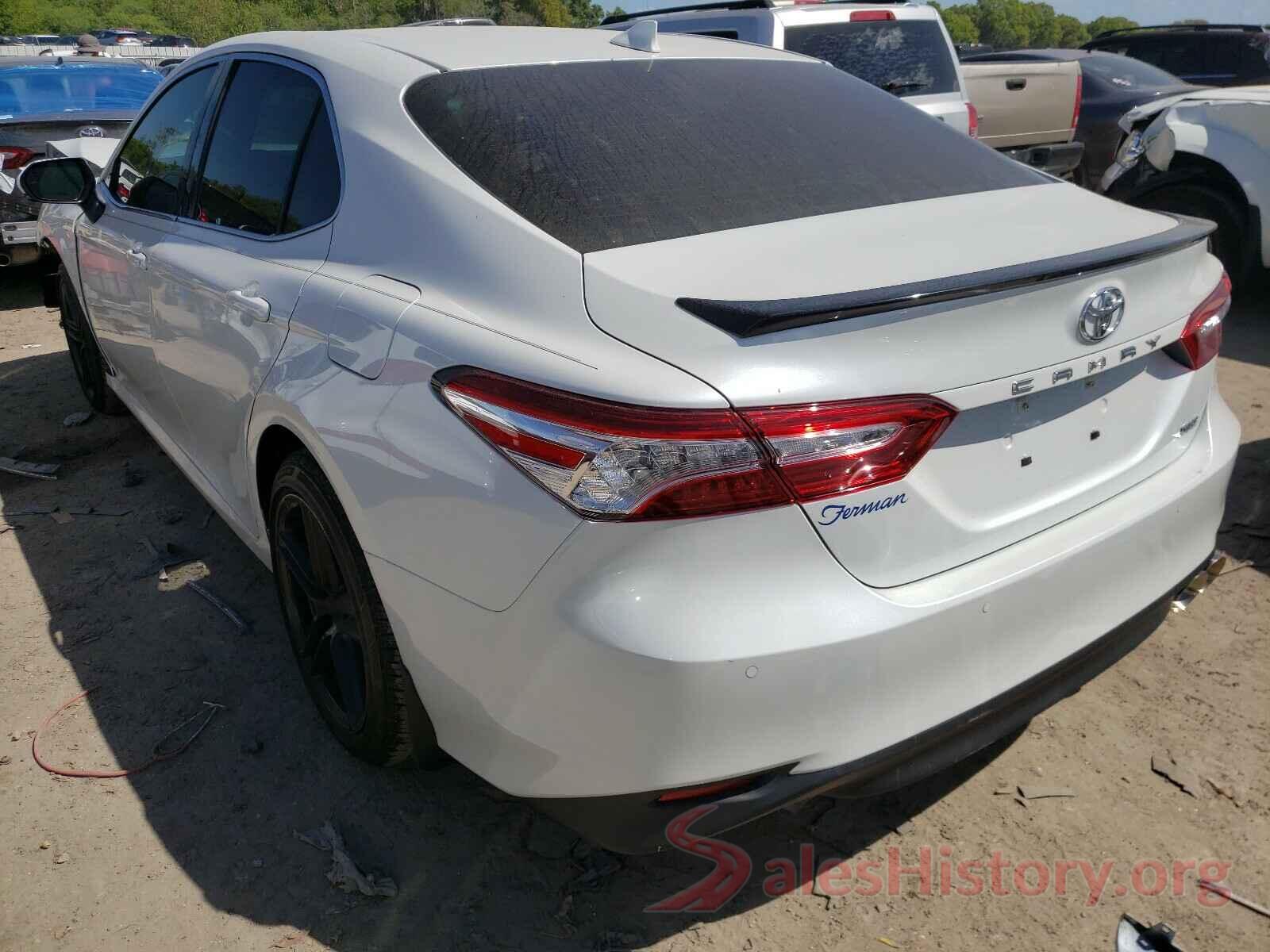 4T1B11HK8JU101049 2018 TOYOTA CAMRY