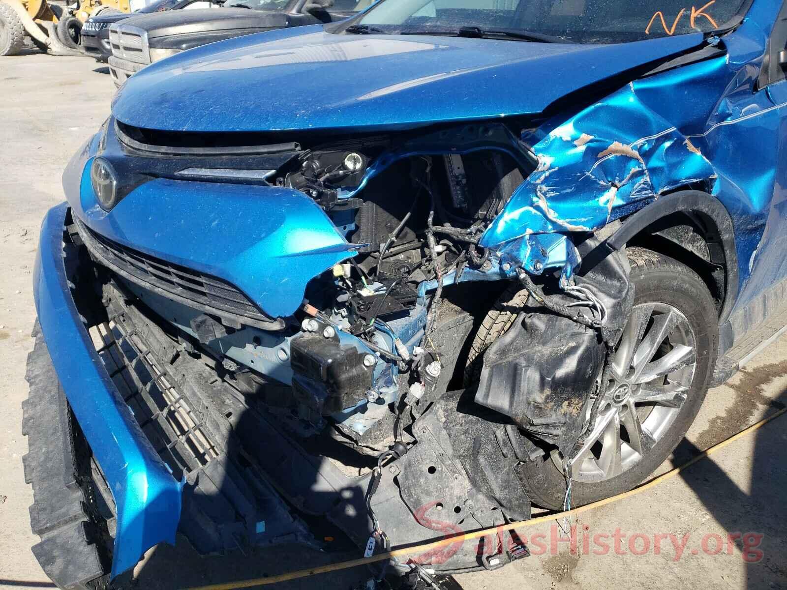 2T3YFREV5JW479183 2018 TOYOTA RAV4