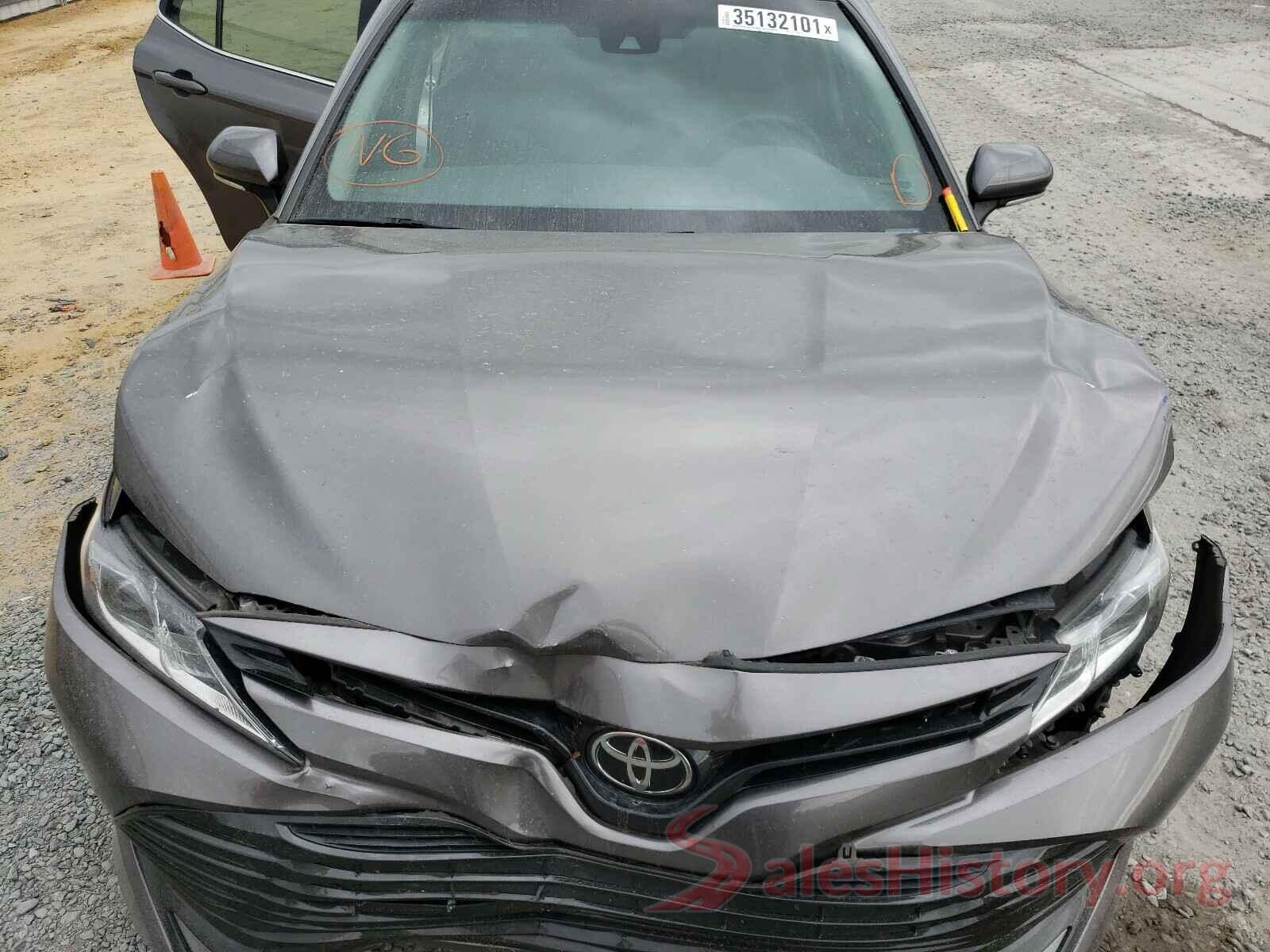 4T1B11HK1JU512695 2018 TOYOTA CAMRY