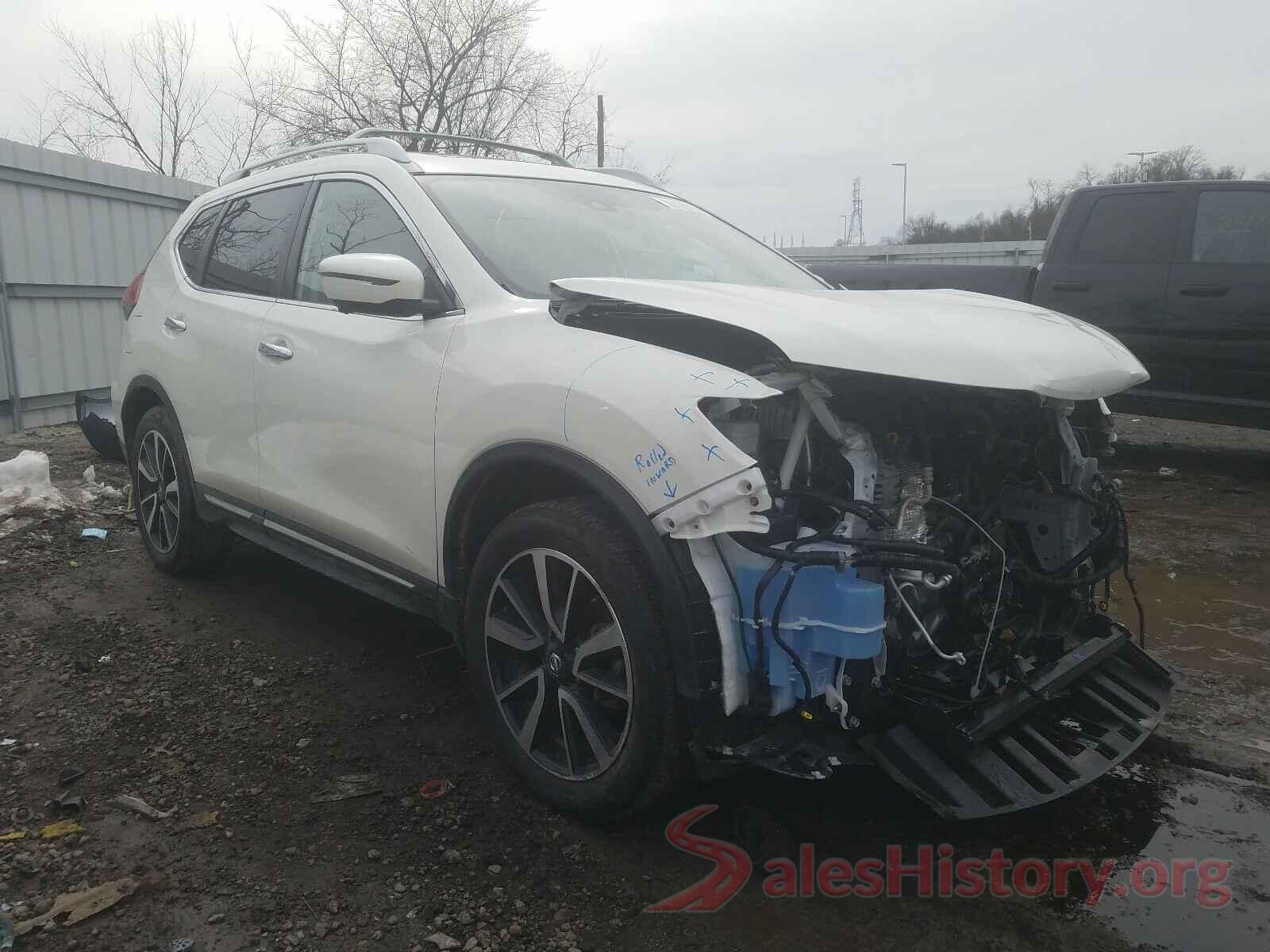 JN8AT2MV3JW349427 2018 NISSAN ROGUE