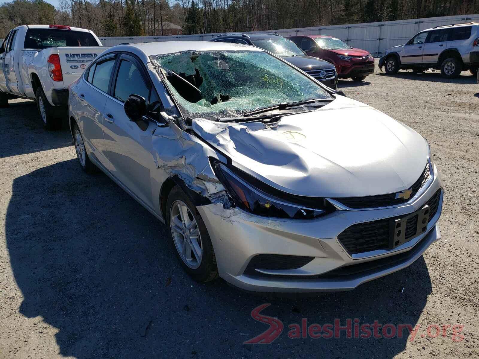 1G1BE5SM4J7144823 2018 CHEVROLET CRUZE